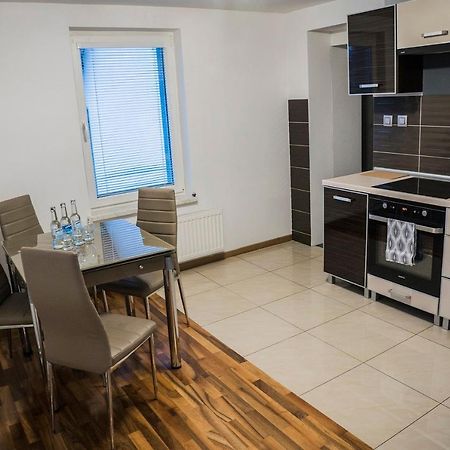 Apartamenty Korona Krosno Exteriör bild