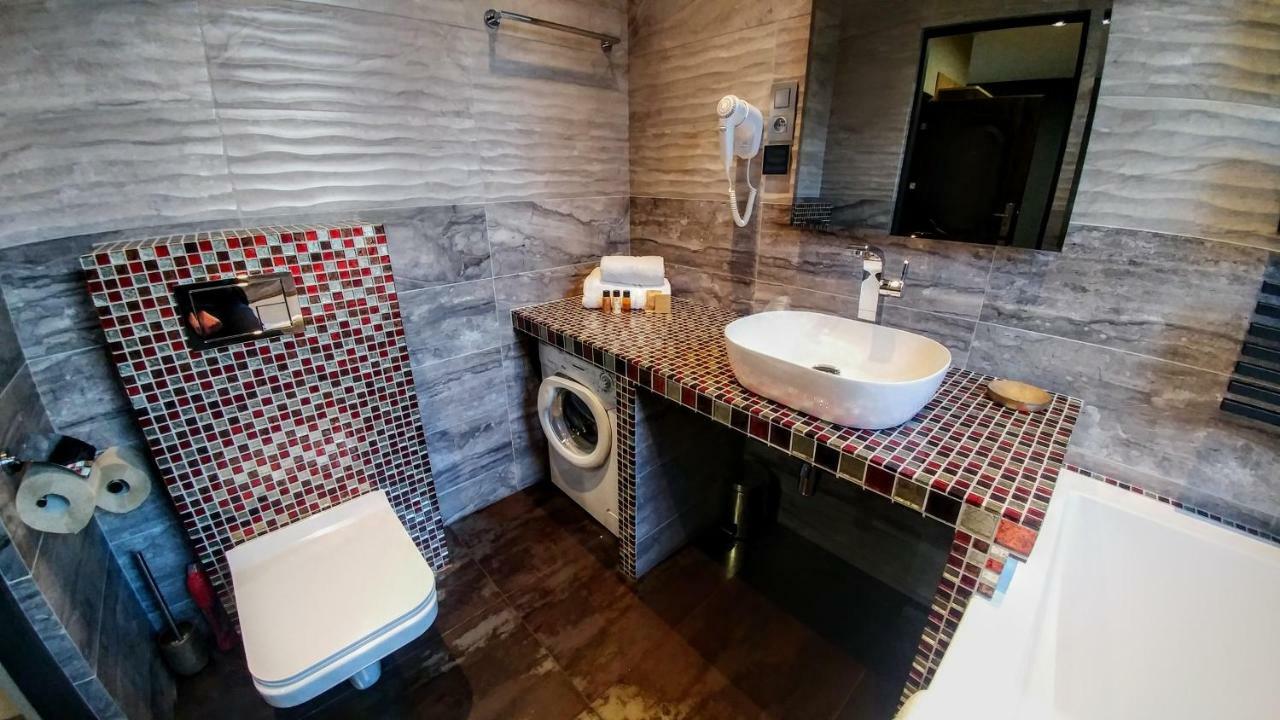Apartamenty Korona Krosno Exteriör bild