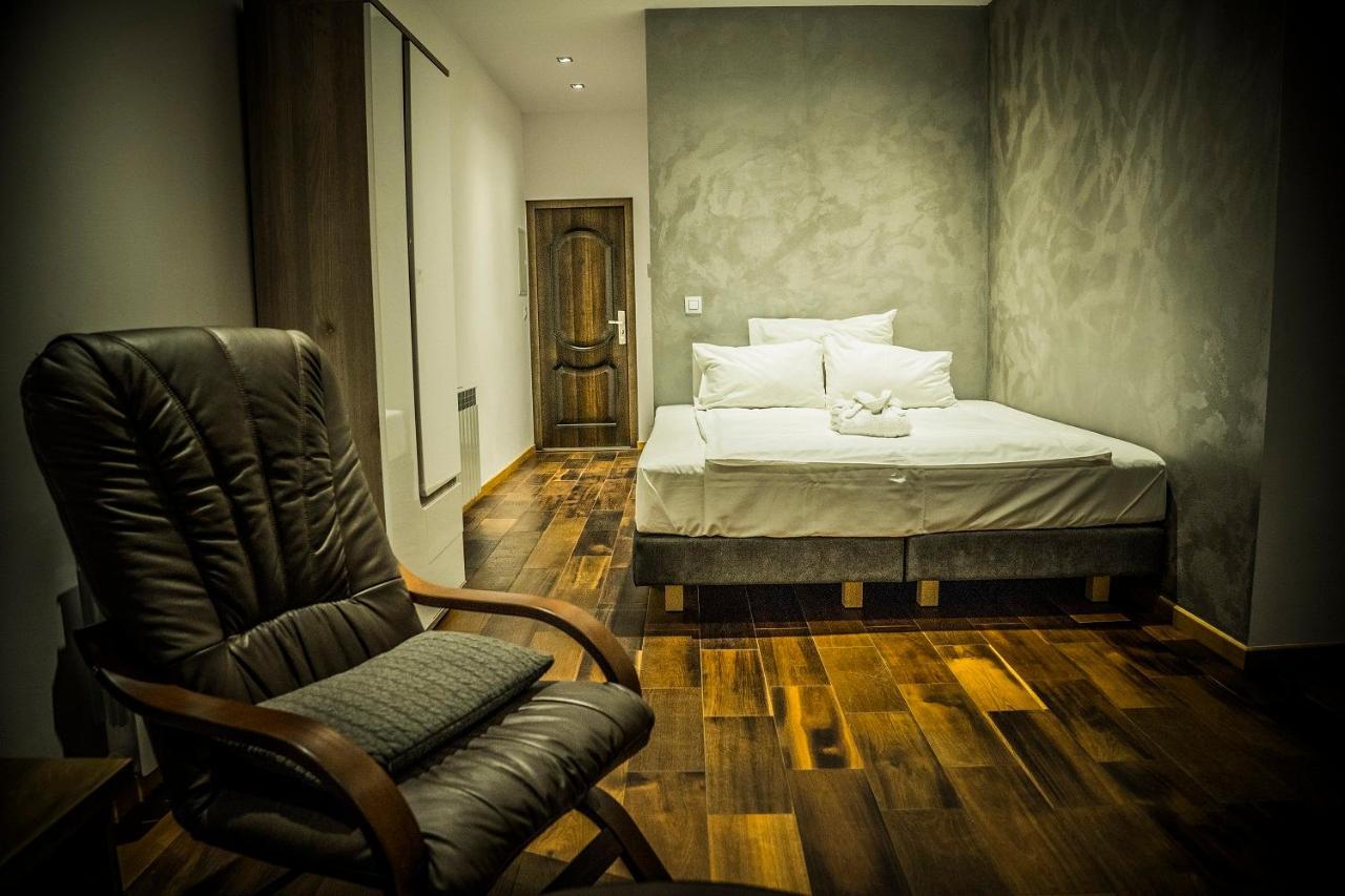Apartamenty Korona Krosno Exteriör bild
